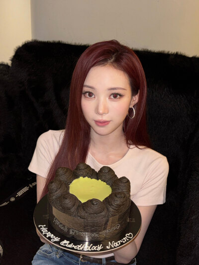 罗潾 narin