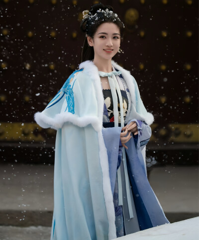 云秀行