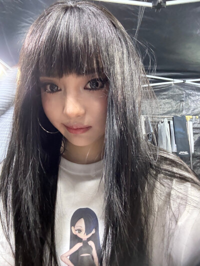 宁艺卓 ningning