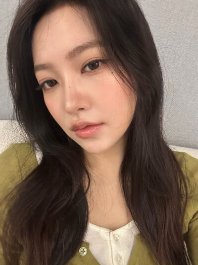 金艺琳 yeri