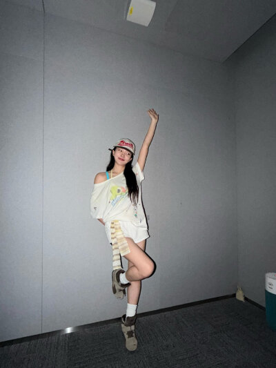 金艺琳 yeri