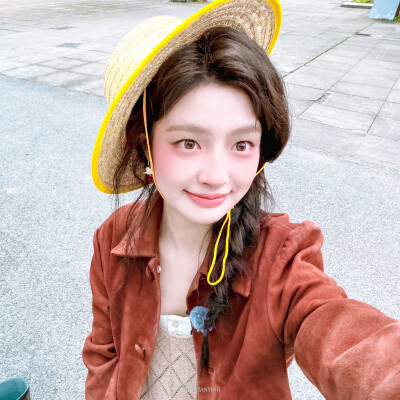 ૮₍ ˃̶ ꇴ ˂̶ ₎ა