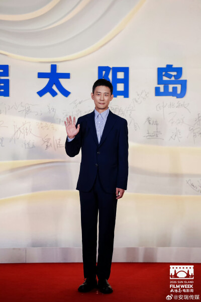张译