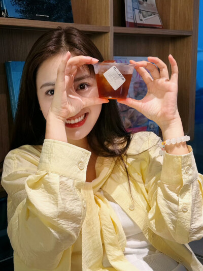 沈月