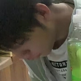 尾尾诺诺