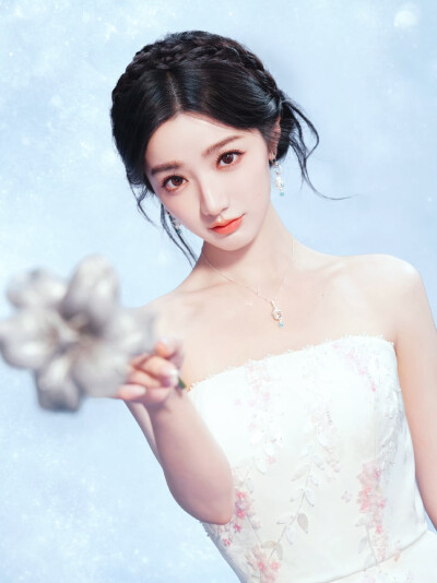 黄羿