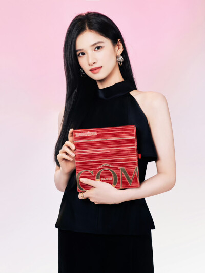 张婧仪