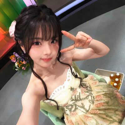 杨超越