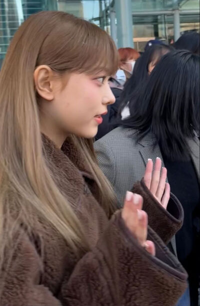 。