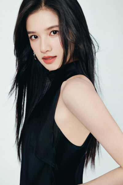 张婧仪