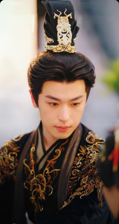 李若洵