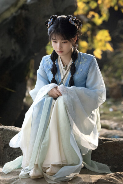 师兄太稳健 艾米∣蓝灵娥