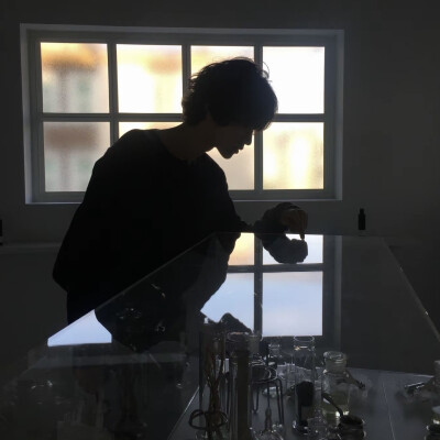 头像丨男头 因为你明媚了起来