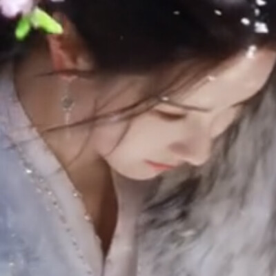 小龙女嘱夫君杨郎，珍重万干，务求相聚