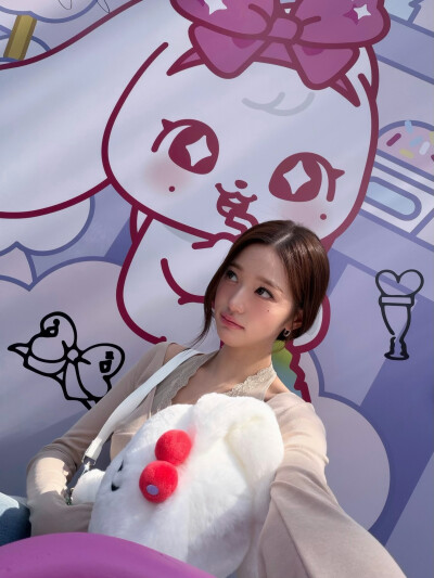 张元英 wonyoung