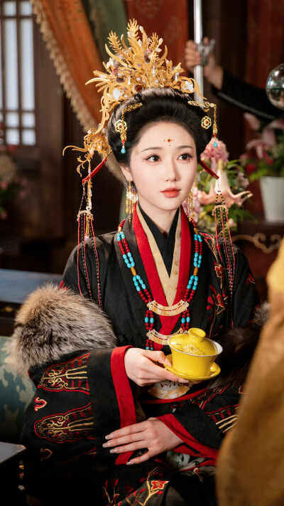 万渣朝凰 苏绿夏 岳雨婷