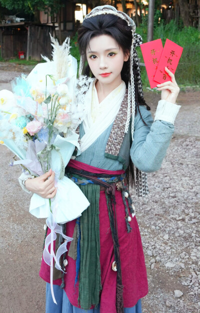 王云云