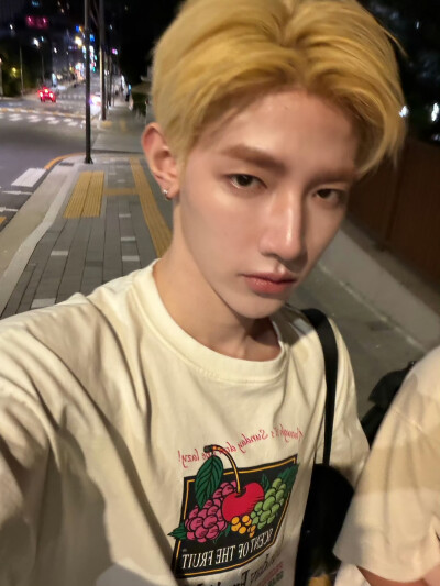 章昊 自拍