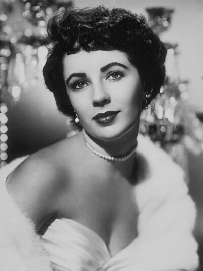 Elizabeth Taylor ​​​