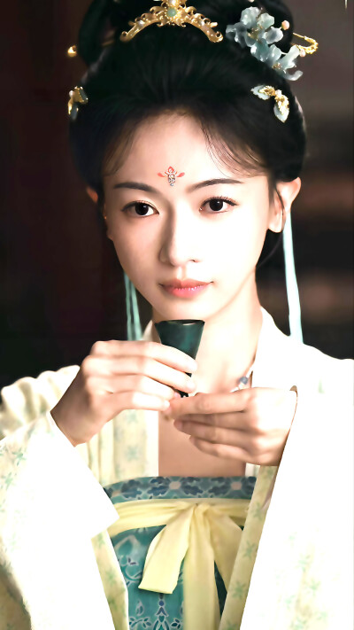 御廷谣
