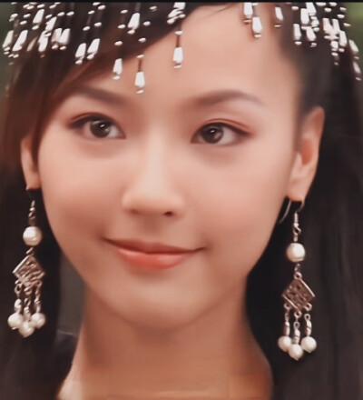 吴佳妮/上官丹凤