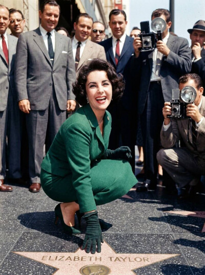 Elizabeth Taylor ​​​