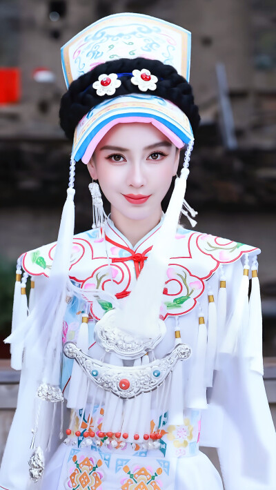 杨颖