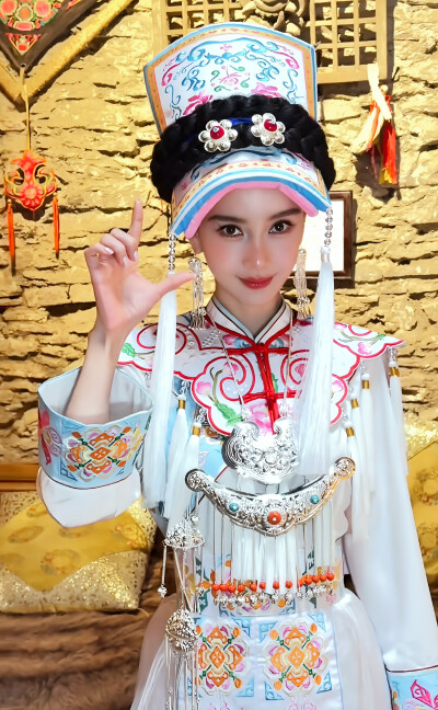 杨颖