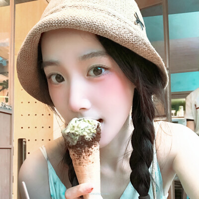 卢昱晓