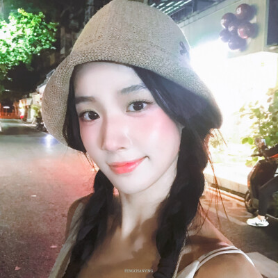 卢昱晓