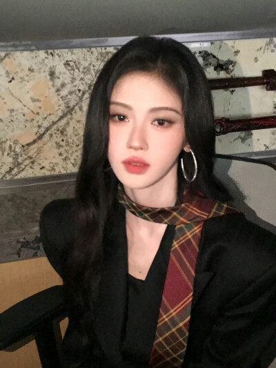 鞠婧祎