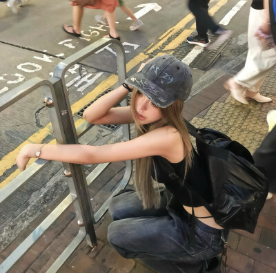女头