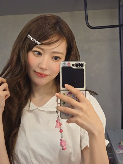 宮脇咲良INS更新