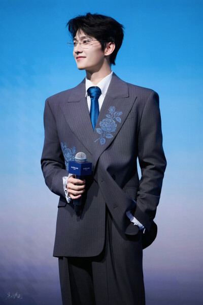 杨洋