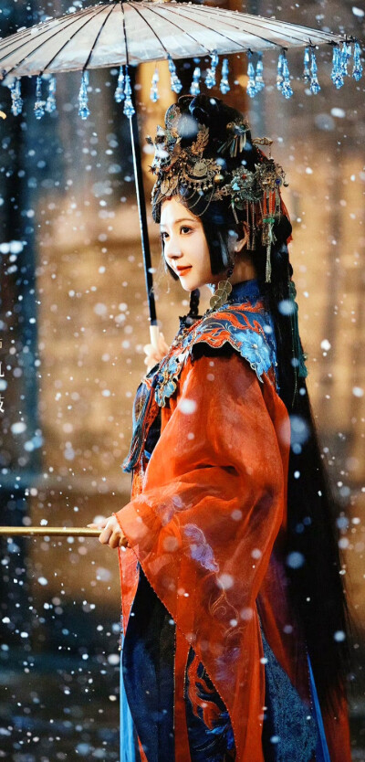 何蓝逗