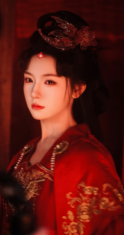 王云云