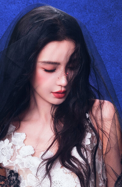 杨颖