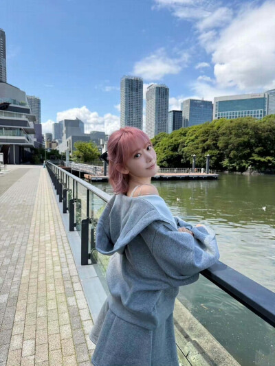 宮脇咲良INS更新