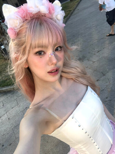 kiiikiii Sui李守彬