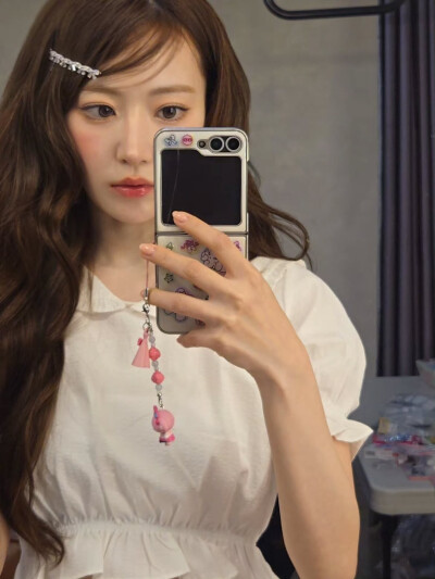 宮脇咲良INS更新