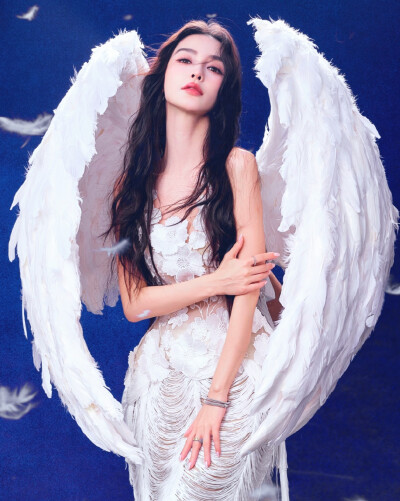 杨颖