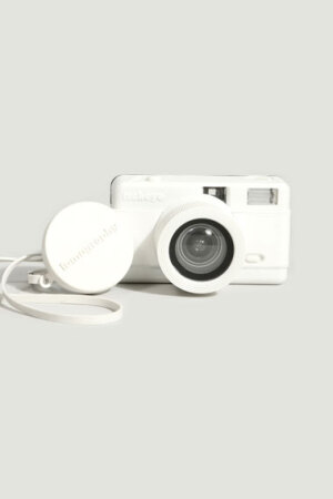 想要的生日礼物<br /><a class='shortlnk' href='/s/14765acf9' target='_blank' title='http://www.urbanoutfitters.co.uk/lomography-fisheye-camera-white/invt/5560410280101/&bklist=icat,5,shop,home,housecollections,homewelove'>点此查看链接</a>