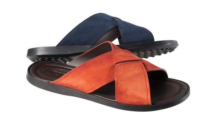  Tod's 2011 新款<a class='shortlnk' href='/s/14cafbecc' target='_blank' title='http://www.neeu.com/album/photo.jsp?ID=48651'>点此查看链接</a>