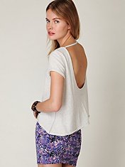 Shop What&#39;s New at Free People Clothing Boutique - Peek-a-Boo Back Tee - <a class='shortlnk' href='/s/060f86069' target='_blank' title='http://www.freepeople.com/whats-new/#startResult=31'>http://duitang.com/s/060f86069</a>