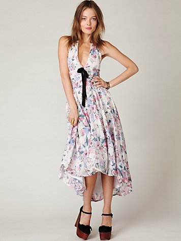 Bohemian Halter Dress at Free People Clothing Boutique Bohemian Halter Dress <a class='shortlnk' href='/s/047d876de' target='_blank' title='http://www.freepeople.com/whats-new-dresses/bohemian-halter-dress-20790754/'>http://duitang.com/s/047d876de</a>