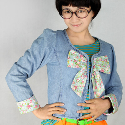 田园蝴蝶结小碎花牛仔外套-淘宝网 <a class='shortlnk' href='/s/0162cad6e' target='_blank' title='http://item.taobao.com/item.htm?id=10083142908&amp;frm='>http://duitang.com/s/0162cad6e</a>