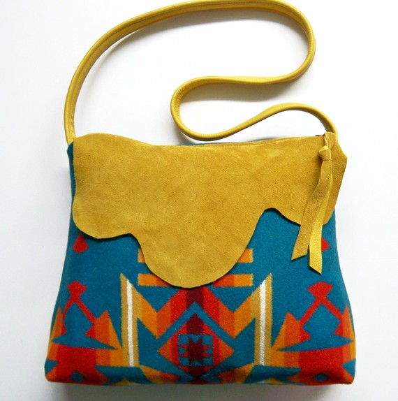 Pendleton Wool Purse Shoulder Bag Deerhide Suede by timberlineltd <a class='shortlnk' href='/s/1363cff08' target='_blank' title='http://www.etsy.com/listing/65665195/pendleton-wool-purse-shoulder-bag'>http://duitang.com/s/1363cff08</a>