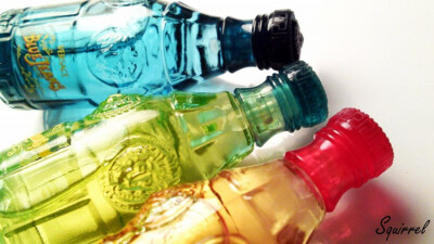 就爱颜色鲜艳的 心爱的珍藏-潮流论坛-YOHO.CN <a class='shortlnk' href='/s/0290e5133' target='_blank' title='http://city.yoho.cn/topic_1445282_1.html'>http://duitang.com/s/0290e5133</a>