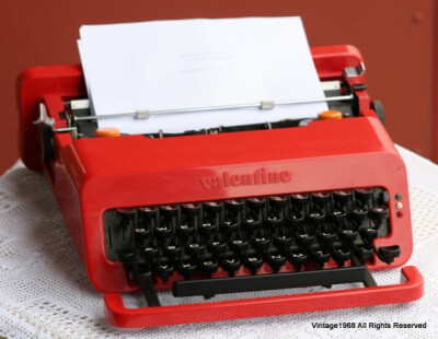 百年设计经典Olivetti Valentine 情人打字机Ettore Sottsass <a class='shortlnk' href='/s/06c5a7be0' target='_blank' title='http://item.taobao.com/item.htm?id=9172344612'>http://duitang.com/s/06c5a7be0</…