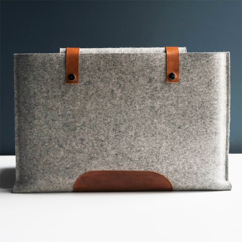 另一款颜色搭配 <a class='shortlnk' href='/s/034b46065' target='_blank' title='http://supermarkethq.com/product/15-inch-laptop-sleeve-grey-wool-felt-and-brown-leather'>http://duitang.com/s/034b46065</a>